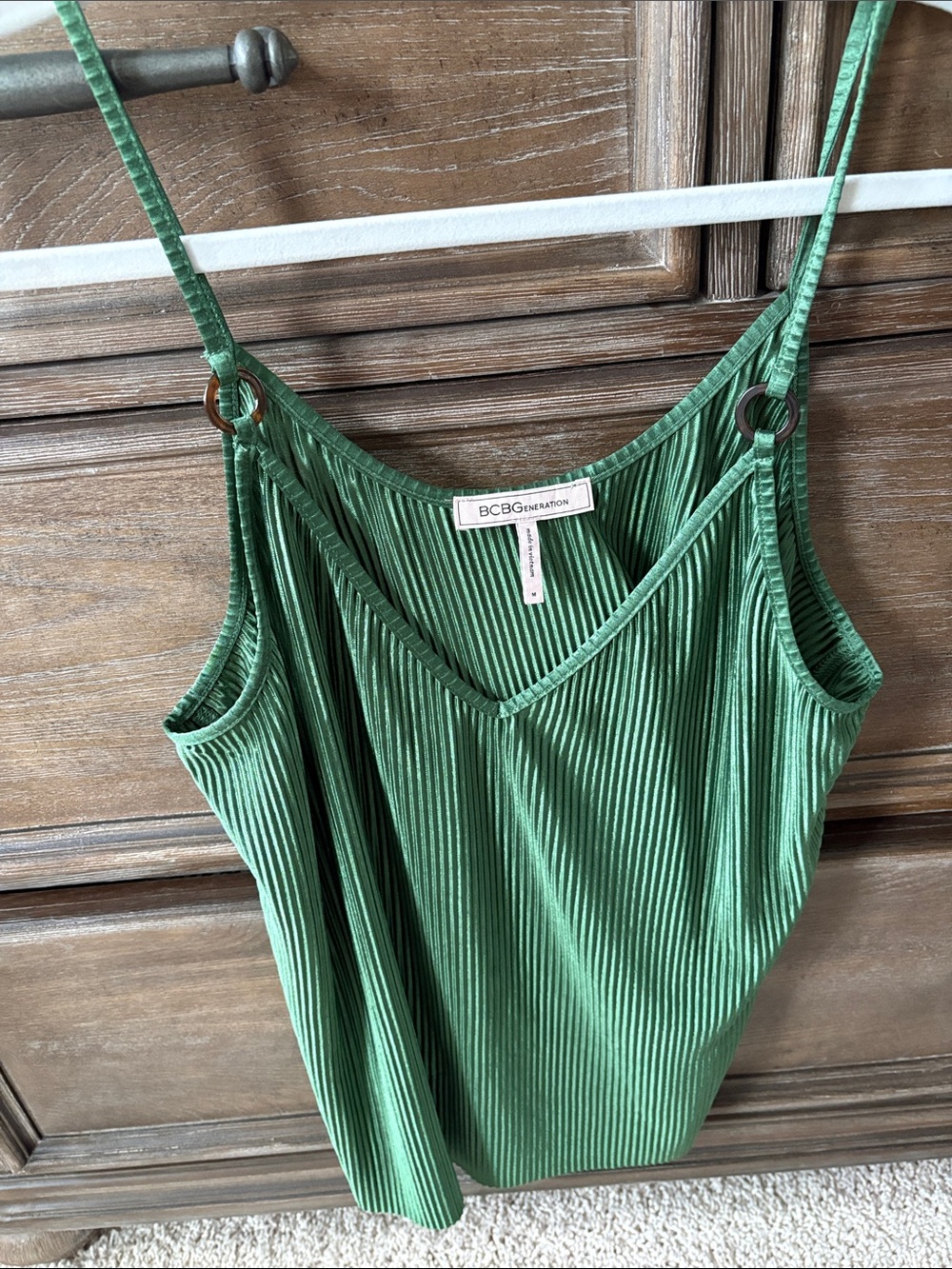 BCBGeneration Emerald Green Pleated V-Neck Spaghetti Strap Camisole